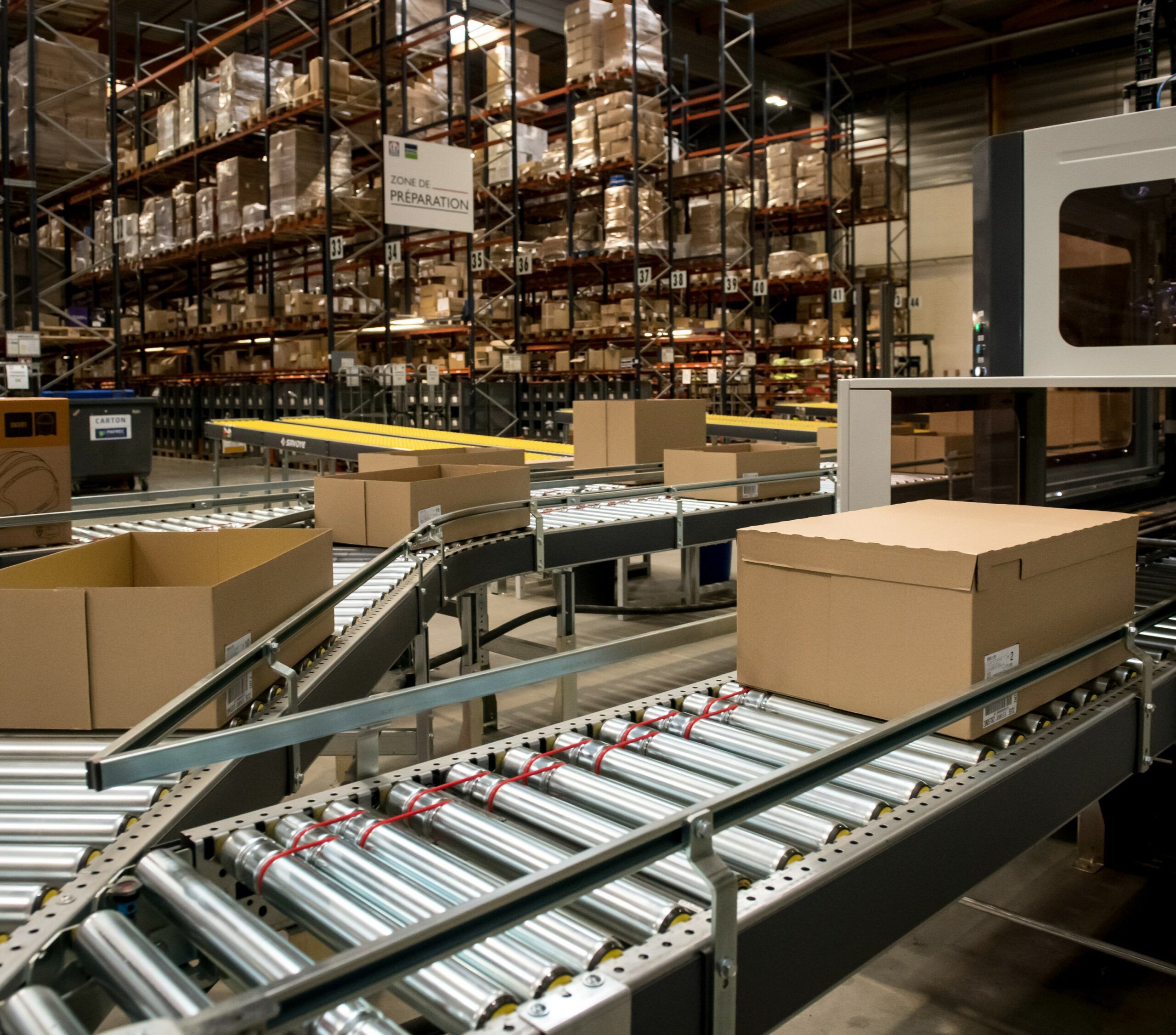 The automated conveyor packing systemin the warehouse at the France Sécurité facility in Nantes, France (High)